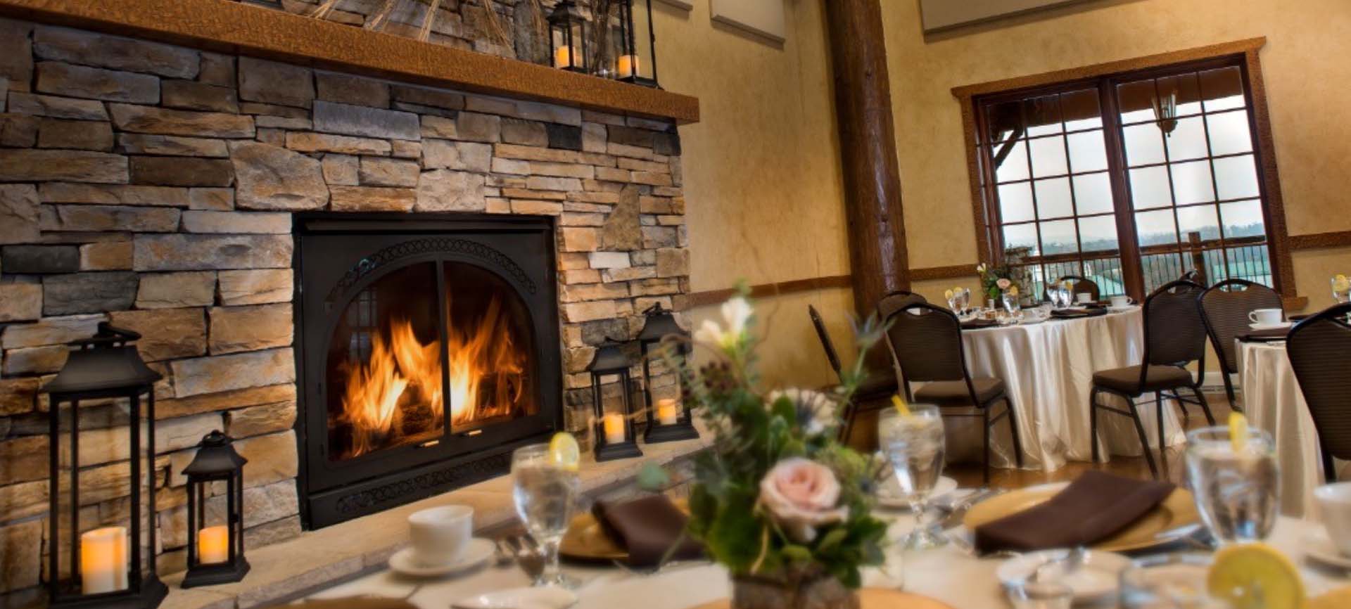 banquest table with fireplace